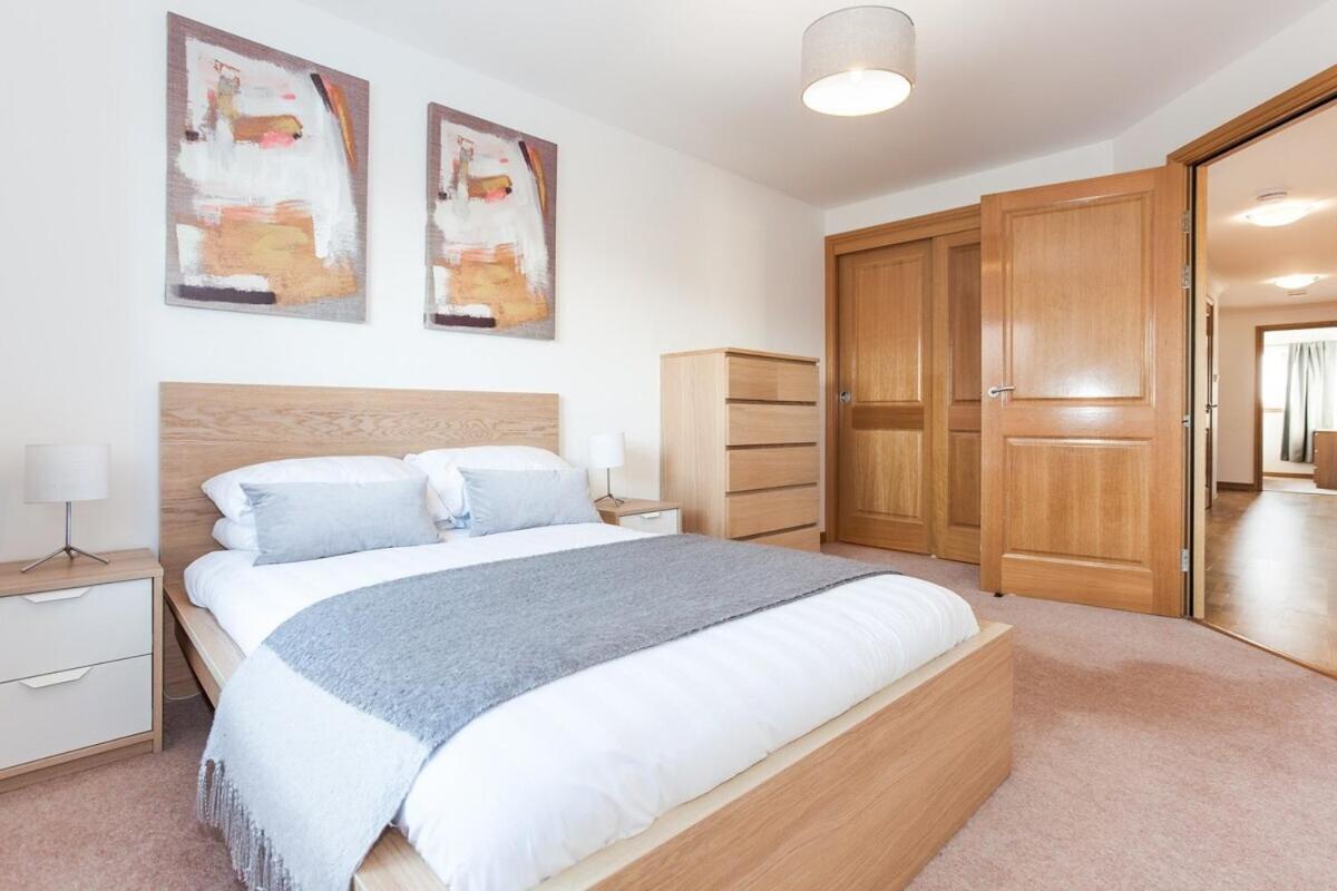 Executive 3 Bed Apartment Aberdeen Bagian luar foto