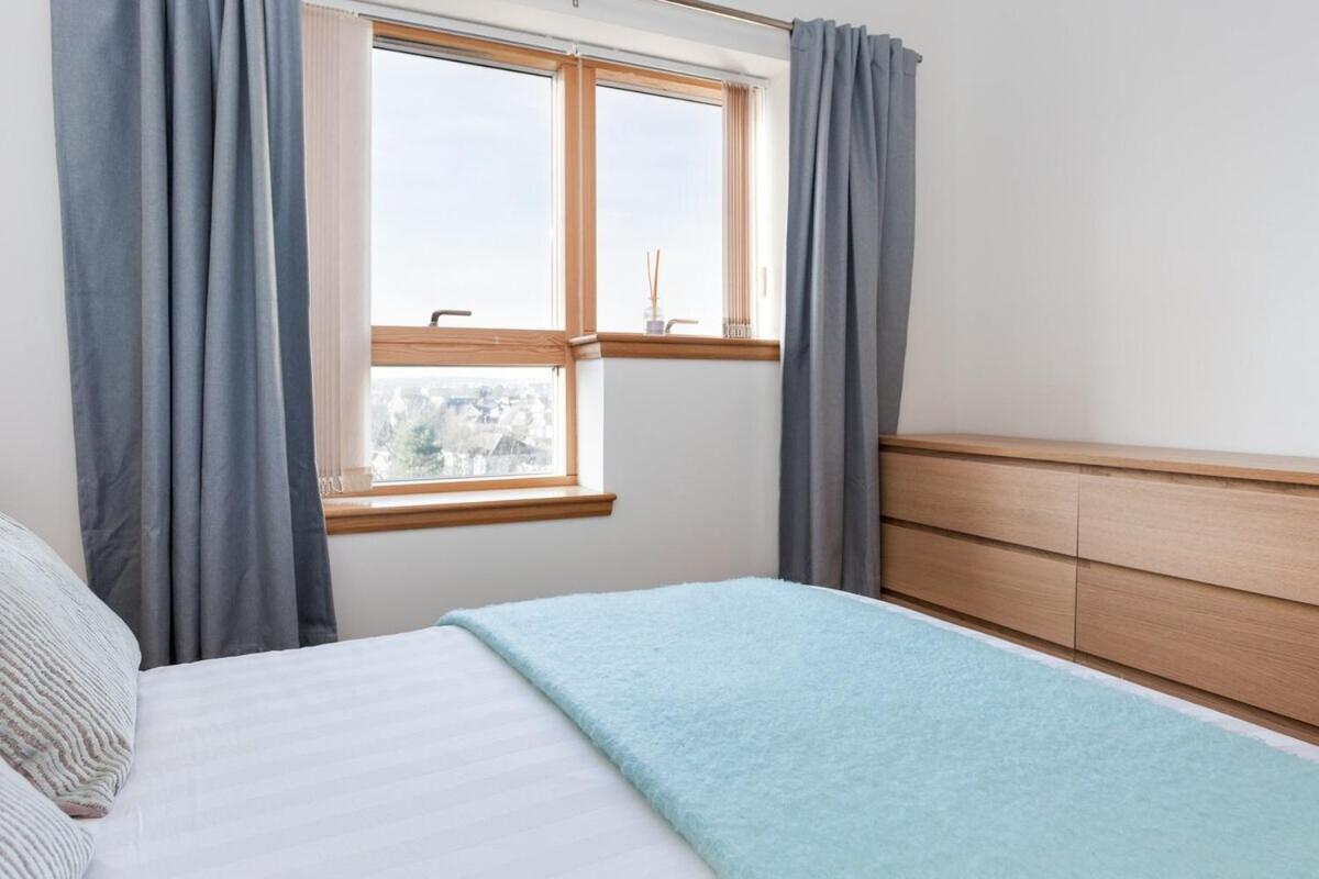 Executive 3 Bed Apartment Aberdeen Bagian luar foto