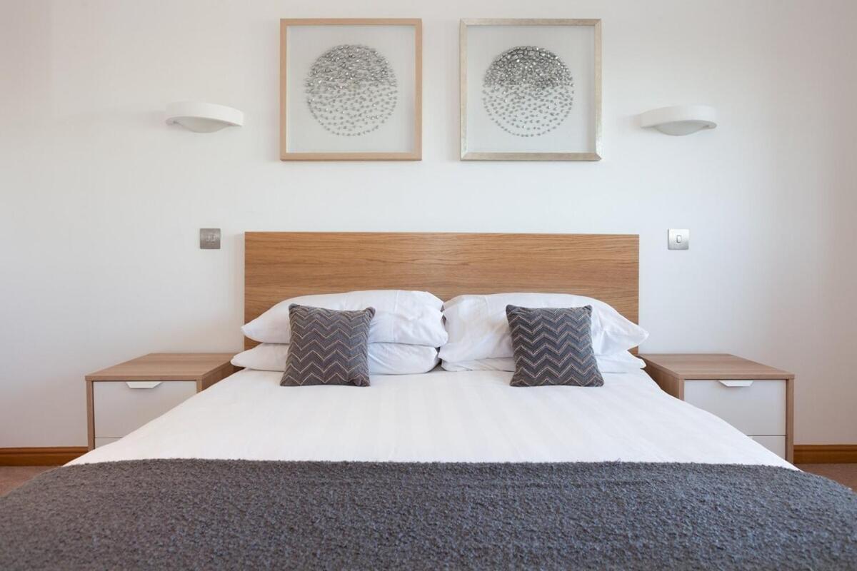 Executive 3 Bed Apartment Aberdeen Bagian luar foto